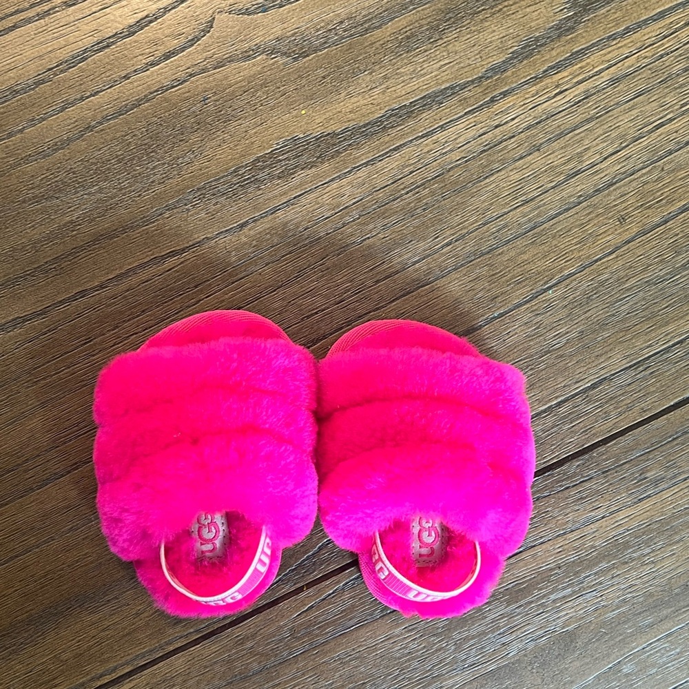 Authentic Ugg Fluff yeah baby sandals  NWOT - Picture 4 of 8